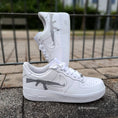 Bild in Galerie-Betrachter laden, Nike Air Force one Custom Sneaker reflective ak-47