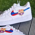 Bild in Galerie-Betrachter laden, Air Force 1 "Barcelona"