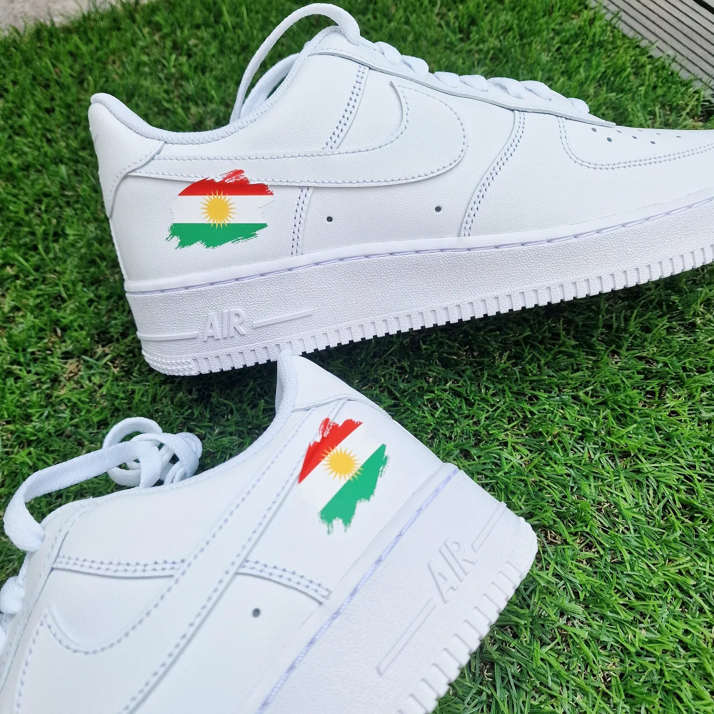 Happy Creative Air Force 1 Kurdistan patch Custom Sneaker