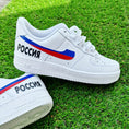 Bild in Galerie-Betrachter laden, Nike Air Force one Custom Russland design Happy creative