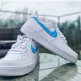 Bild in Galerie-Betrachter laden, Air Force 1 "splash pale blue white"