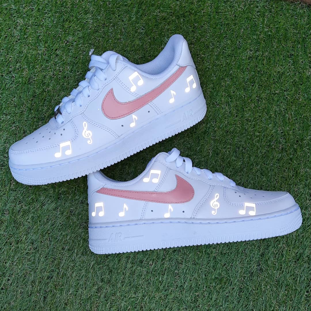 Air Force 1 "Music pink Reflective"