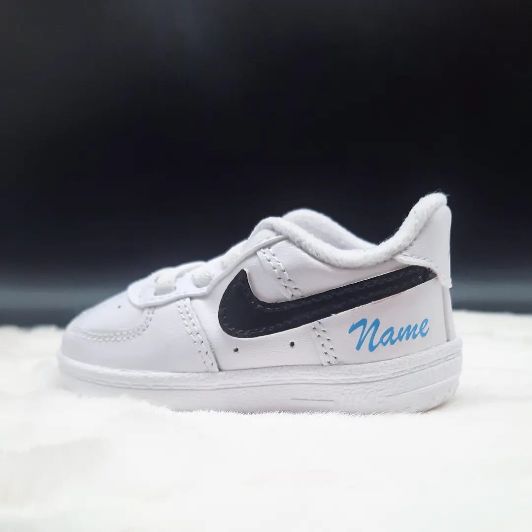 Baby Nike Schuhe Air Force one mit WEunschtext