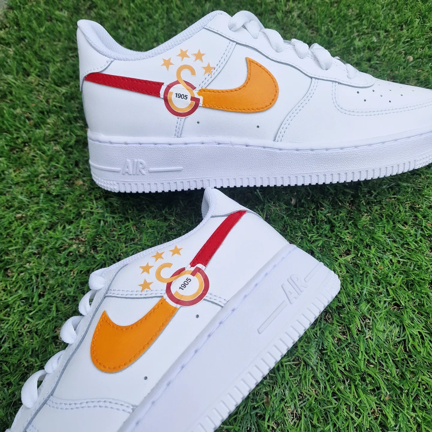 Nike-air-force-one-galatasaray-custom-sneaker