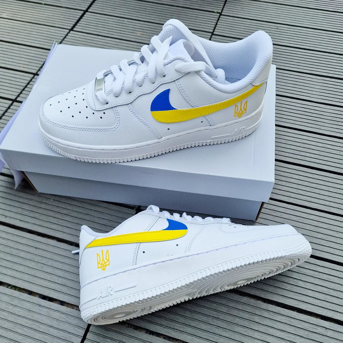 Nike Air Force one Custom Ukraine Happy creative