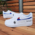 Bild in Galerie-Betrachter laden, Nike Air Force one Custom Serbien Happy creative
