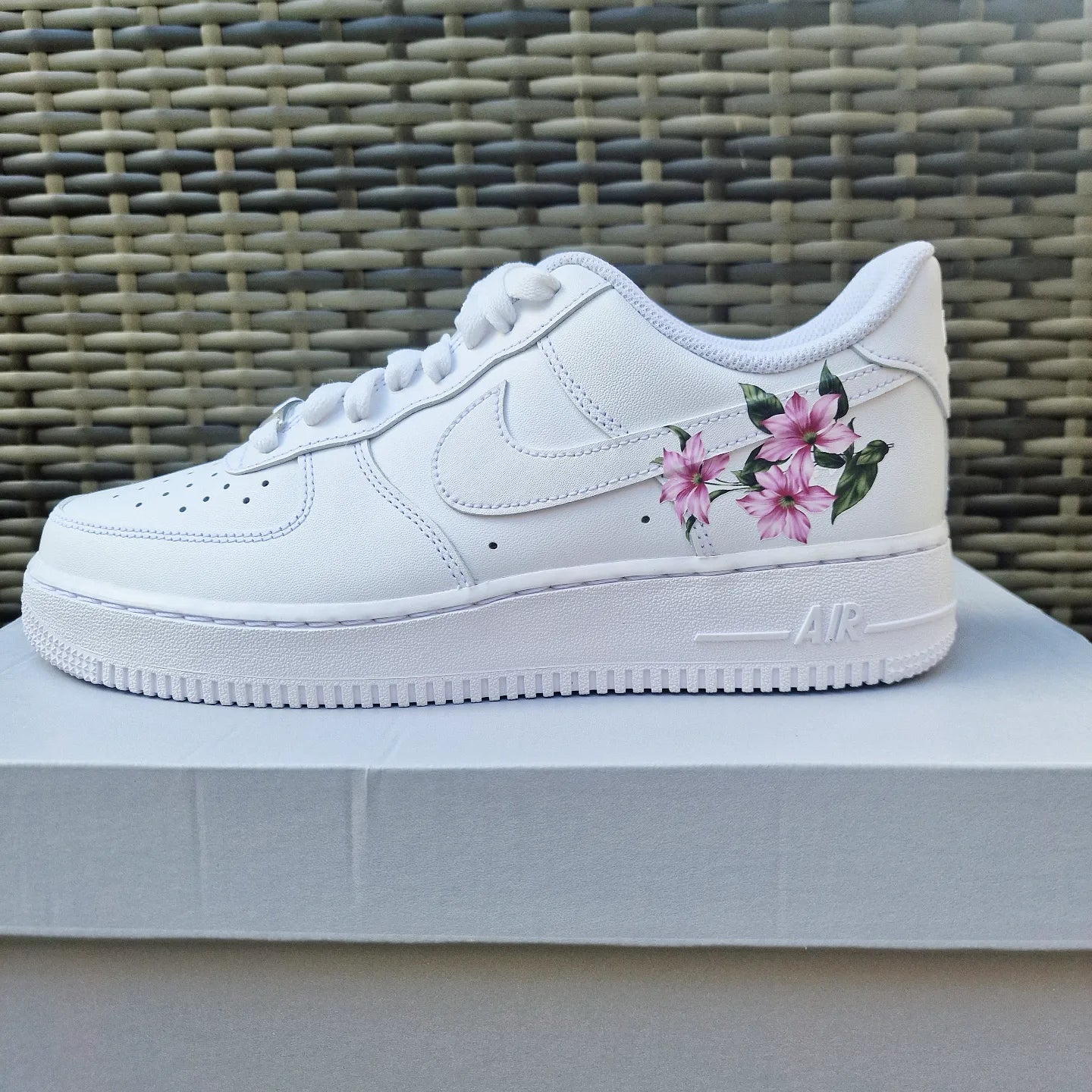 Nike Air Force one Custom  Blumen Happy creative