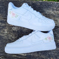 Bild in Galerie-Betrachter laden, Air Force 1 "Rose"
