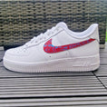 Bild in Galerie-Betrachter laden, Air Force 1 "splash pale blue red"
