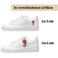 Load image into Gallery viewer, Bügelfolie für alle Schuhe zum personalisieren custom Sneaker Eisbecher mit Himbeeren
