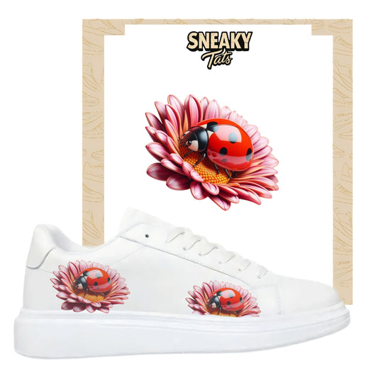 Bügelbilder für mehrere Sneakerarten  
Marienkäfer Blume