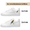 Load image into Gallery viewer, Bügelfolie für alle Schuhe zum personalisieren custom Sneaker Papagei
