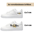 Bild in Galerie-Betrachter laden, Sneakerfolien für verschiedene Schuhe Schrifzug Mr&Mrs
