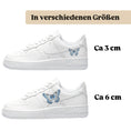 Bild in Galerie-Betrachter laden, Bügelbilder für mehrere Sneakerarten blaue Schmetterlinge
