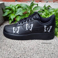 Bild in Galerie-Betrachter laden, Air Force 1 "Schmetterling black Reflective"
