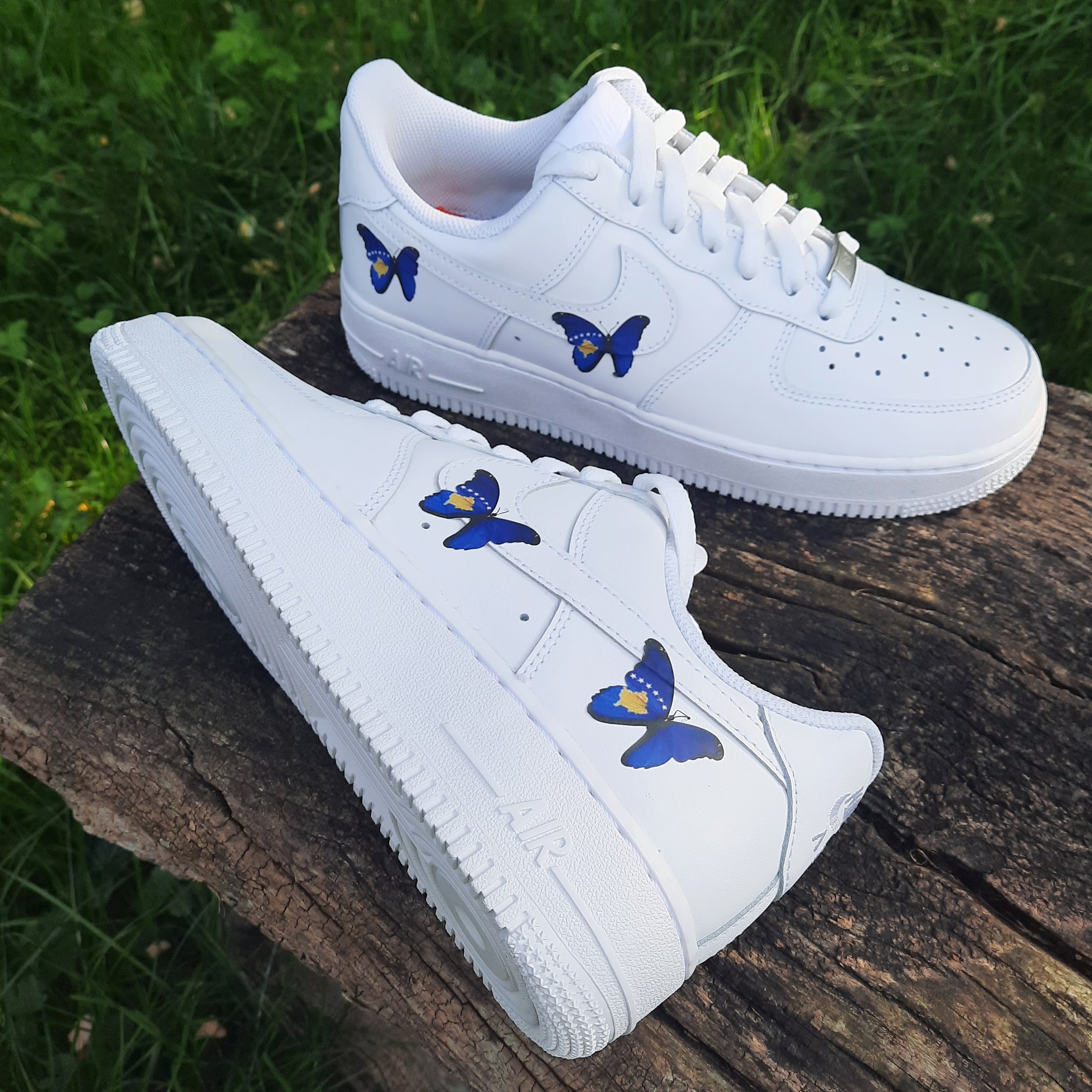 Nike Air Force one Custom  Kosovo Happy creative