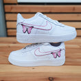 Load image into Gallery viewer, Nike Air Force one Custom Schmetterling Happy creative
