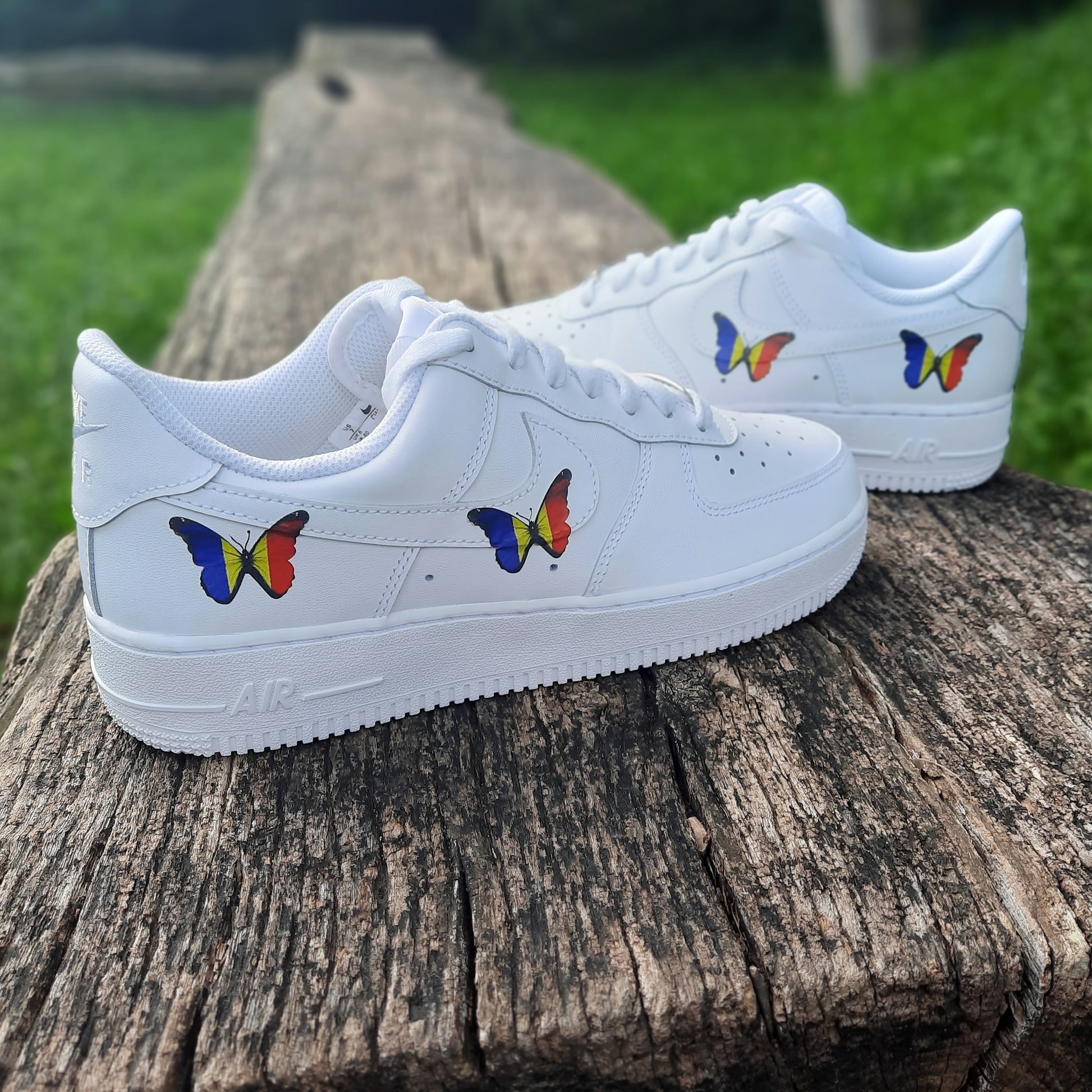 Nike Air Force one Custom Schmetterling Rumänien Happy creative