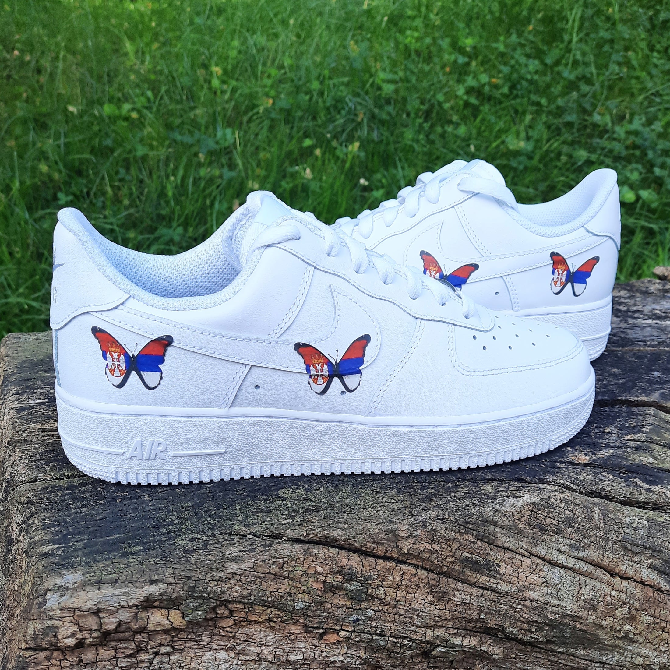 Nike Air Force one Custom Schmetterling Serbia Happy creative