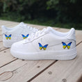 Bild in Galerie-Betrachter laden, Nike Air Force one Custom Ukraine Happy creative
