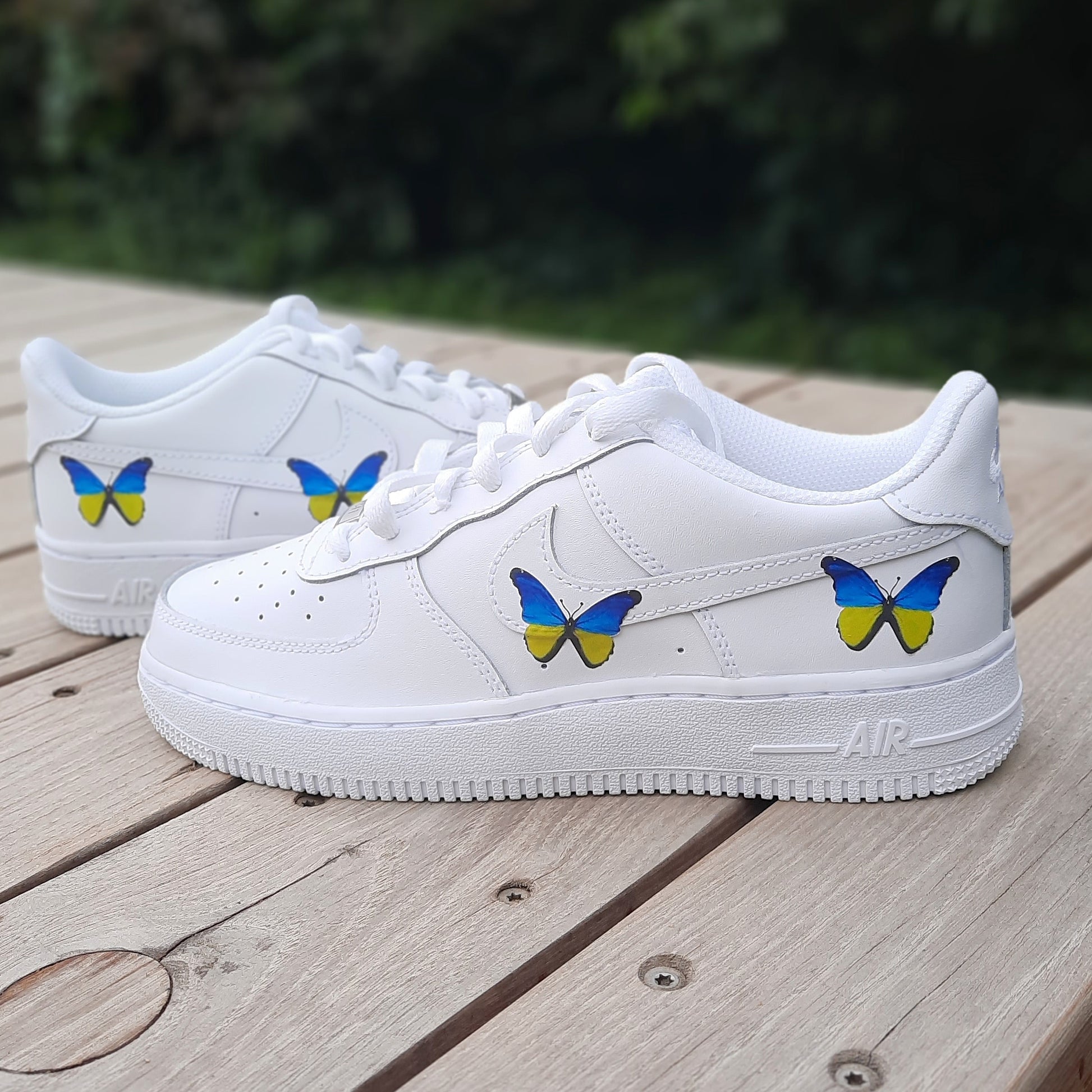 Nike Air Force one Custom Ukraine Happy creative